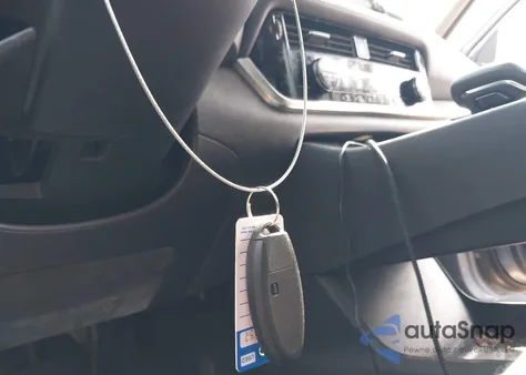 2021 Nissan Rogue Sv Fwd z USA, uszkodzony, nr VIN 5N1AT3BA9MC673694